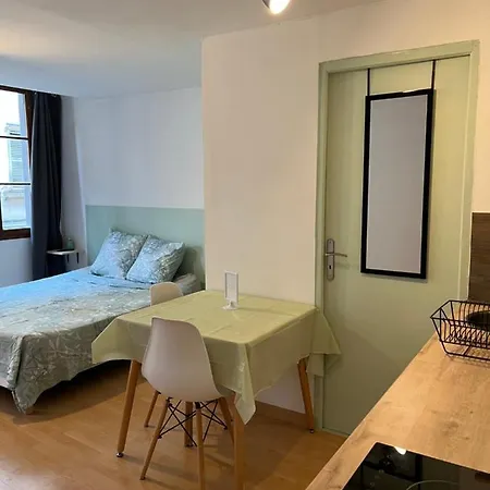 Appartotel 1 * Espalion